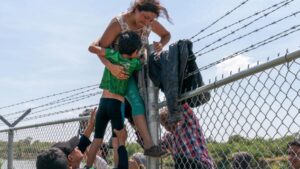 Tribunal Supremo de EEUU da vía libre a Texas para detener y expulsar migrantes