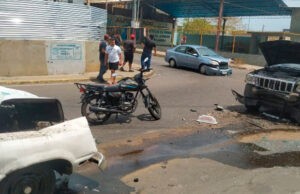 Triple choque en Maracaibo deja heridos a una mujer y dos niños