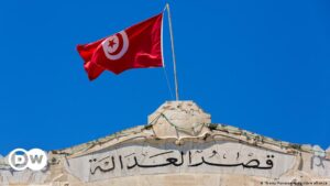 Túnez condena a muerte a cuatro por asesinato de opositor – DW – 27/03/2024