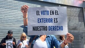 Venezolanos protestan en Argentina y Uruguay: exigen apertura del Registro Electoral
