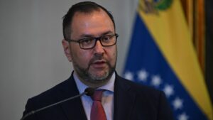 Venezuela acusa a la Cancillería de Colombia de “grosera injerencia” por posición ante inscripción de candidatos presidenciales