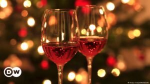 Vinos europeos son transformados en alcohol industrial – DW – 29/02/2024