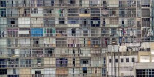 el mastodóntico edificio de São Paulo asediado por el crimen, las drogas, los apagones... y los fantasmas