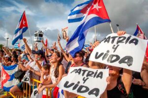 13 manifestantes cubanos reciben sentencias de hasta 15 años de cárcel por protestar