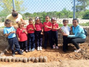 137 escuelas de Guárico han sido atendidas con el Plan Mi Conuco Escolar Carlos Lanz - Yvke Mundial
