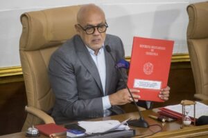 Advierten que la supuesta “ley contra el fascismo” que posiblemente apruebe el chavismo pretende penalizar y reprimir a la oposición en Venezuela