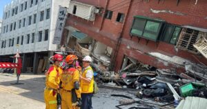 Al menos siete muertos y más de 700 heridos en Taiwán tras el terremoto más poderoso que afectó la isla en 25 años