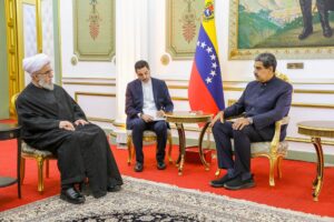 Arribó a Caracas delegación de Irán para fortalecer relaciones