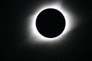 Astrónoma mexicana descarta daños por el eclipse