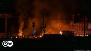 Ataque ruso mata a 6 personas en ciudad ucraniana de Járkov – DW – 06/04/2024