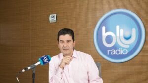 Blu Radio se posiciona como la emisora hablada más escuchada en el país