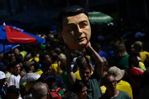 Bolsonaro acusa a Lula de buscar una dictadura y elogia a Elon Musk: "Es el hombre que preserva todas nuestras libertades"