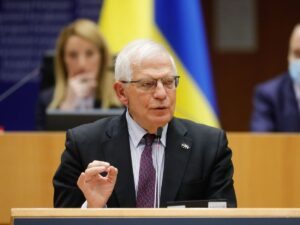 Borrell pide un fondo europeo de defensa porque la "guerra se avecina en el horizonte"