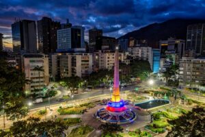 "Clase media de Venezuela tiene cada vez menos acceso a los sectores más cotizados de Caracas"