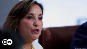 Congreso de Perú rechaza mociones para destituir a Boluarte – DW – 05/04/2024