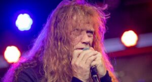 Dave Mustaine va dando pistas de lo que tocará