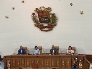 Delcy Rodríguez presenta ley contra el fascismo y AN de 2020 la aprueba en primera discusión 