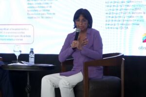 Delcy Rodríguez promete impulsar la banca digital para vencer bloqueo de EE .UU.