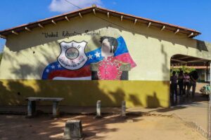 Denuncian decadencia en Escuela Nacional Las Amazonas