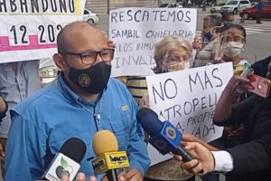 Detienen al periodista y activista social Carlos Julio Rojas