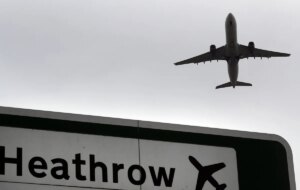Dos aviones colisionan en tierra en el aeropuerto de Heathrow