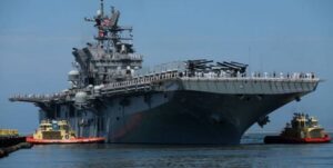 EE.UU. posiciona buques de guerra para defender a Israel