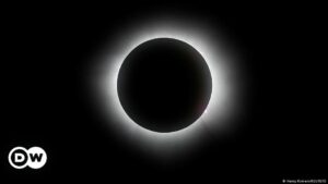 Eclipse total sumergió a América del Norte en la oscuridad – DW – 09/04/2024