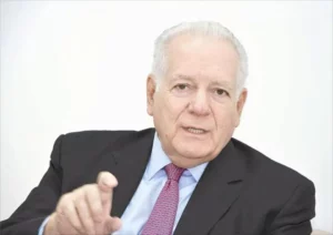 Eduardo Fernández al gobierno “Prepárense para el cambio y háganlo con dignidad”