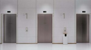 El BOE publica la nueva normativa de seguridad de ascensores con un coste de 708 millones en siete años