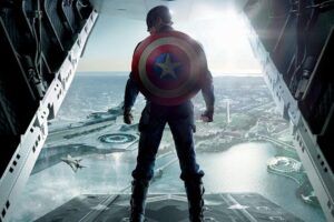 El Capitán América debía leer a Camilo José Cela y escuchar a Héroes del Silencio, pero en Francia y en Colombia los deberes eran distintos