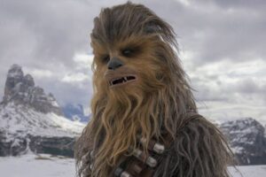 El final de Star Wars metió tanto la pata con Chewbacca que hasta Carl Sagan se quejó, pero la MTV le salvó la papeleta a George Lucas