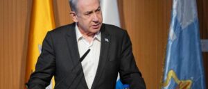 Netanyahu anuncia una investigación sobre el ataque a los coches de los cooperantes de World Central Kitchen.