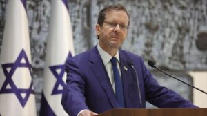 El presidente israelí se reúne con Cameron y Baerbock en Jerusalén, en plena tensión con Irán