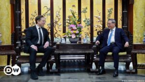 Elon Musk se reúne con primer ministro chino en Pekín – DW – 29/04/2024