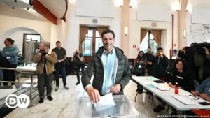 Empate técnico en las elecciones vascas entre PNV y EH Bildu – DW – 21/04/2024