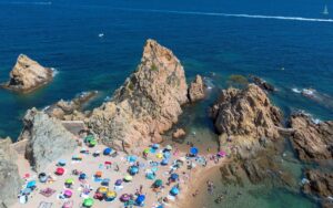 España recibió en febrero 5 millones de turistas que gastaron más de 6.700 millones de euros