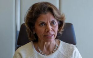 Expresidenta de Costa Rica, Laura Chinchilla: "Todo confirma que el proceso electoral en Venezuela ya tiene visos de ser algo fraudulento" - AlbertoNews