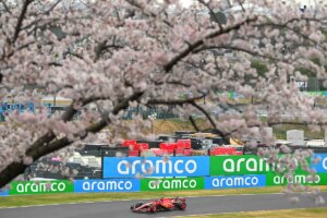 F1: Sainz sigue la estela de Red Bull en un viernes pasado por agua en Suzuka