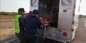 Fallecen dos niños en vuelco de vehículo en Falcón