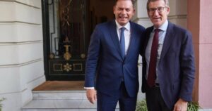 Feijóo se reúne en Madrid con el nuevo primer ministro de Portugal, un "buen amigo" que da "una visión muy constructiva"