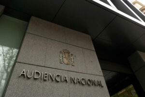 Fiscalía española pide prohibir salida del país a los dos detenidos por blanquear fondos de Venezuela