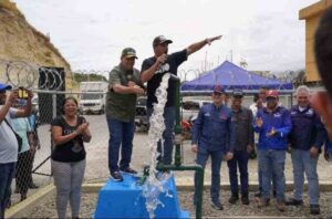 Inauguran el pozo de agua Nº 44 en el urbanismo Hugo Chávez