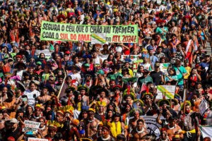 Indígenas reafirman su protagonismo y la lucha por tierra en Brasil