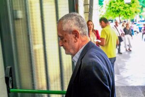 La Fiscalía se opone a la petición de indulto de Griñán y siete condenados más a cárcel por los ERE