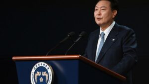 Yoon promete reformas tras la derrota electoral.