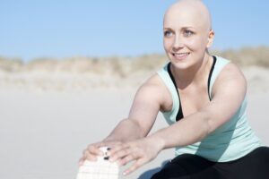 La prevención del cáncer empieza con 30 minutos de ejercicio físico al día, según SEOM