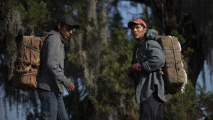 Llega a los cines "Correr para vivir", thriller de acción en la Sierra Tarahumara