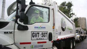 Llegan 15 vehículos nuevos para apoyar la recolección de basuras, previo a la COP16