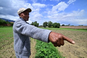 Lluvias y sequías se alternan en Bolivia para golpear producción de alimentos
