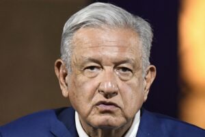López Obrador instó a que dejen al pueblo de Venezuela "votar en libertad"